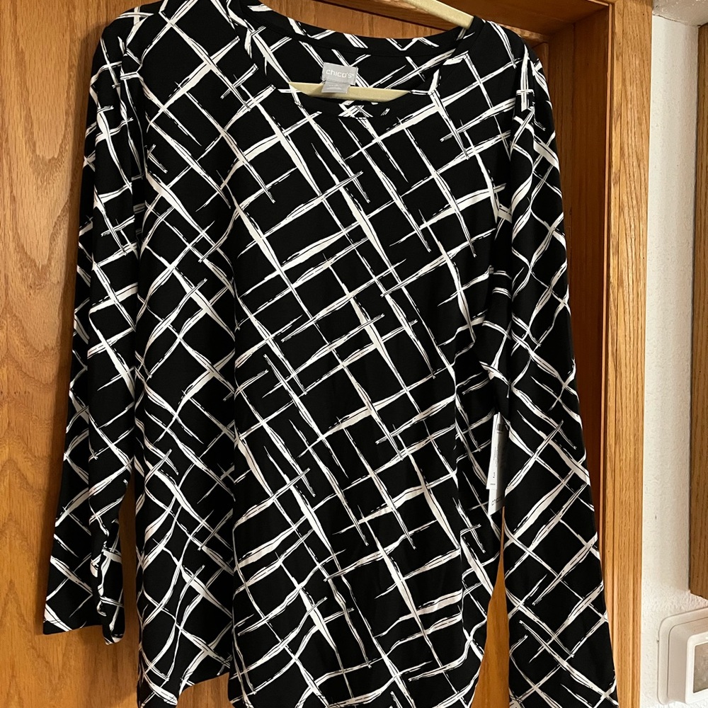 NWT Chico’s touch of cool abstract plaid long sleeve tee size 3